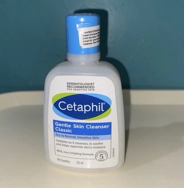 Cetaphil Facewash Gentle Skin Cleanser for Dry to Normal, Sensitive Skin 125ml hydrating Facewash