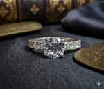PURE SILVER WHITE ZERCON DIAMOND FINGER RING FOR WOMEN
