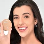 Mamaearth Glow Oil Control Compact With SPF 30 - 9g |Ivory Glow