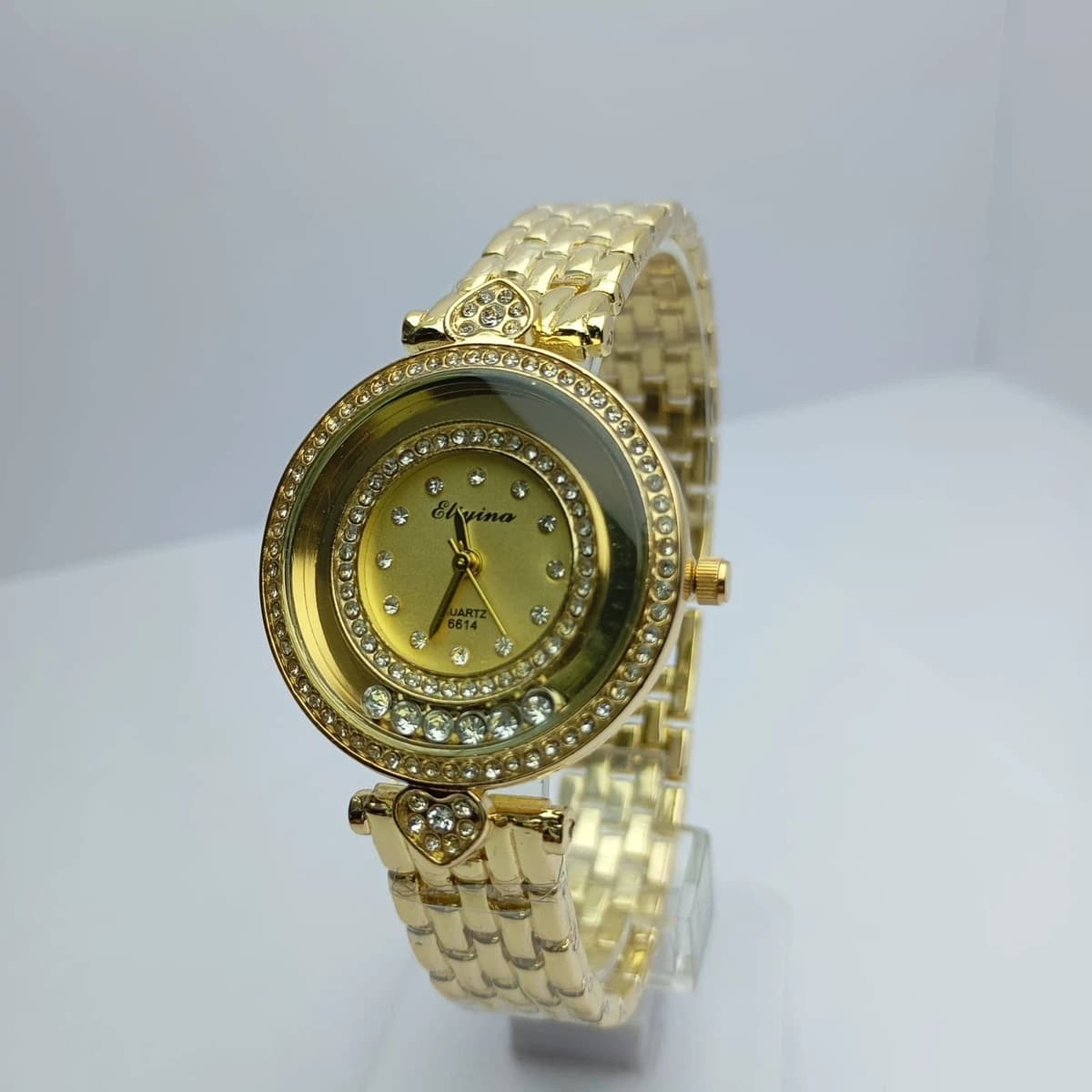 Fashionable Round Dial Stainless Steel Waterproof Watch For Women