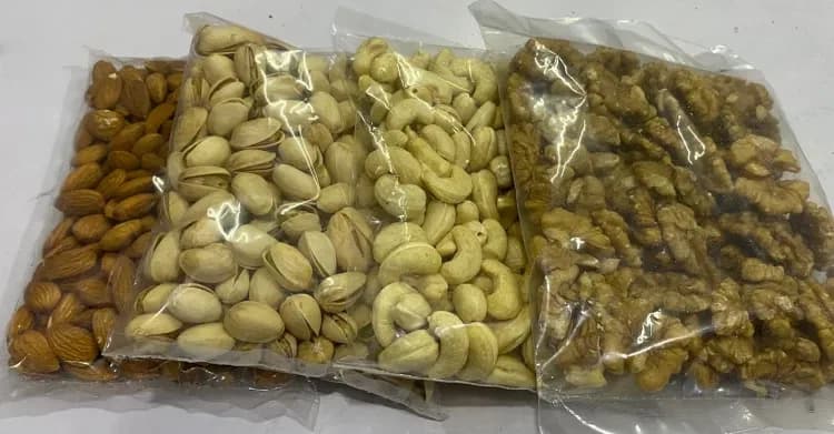 Kaju 1 Kg Pista 1 kg badam 1 Kg okhar Gudi 1 Kg Combo