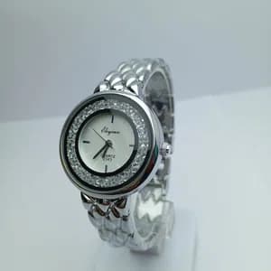 Women Watch Silver Colour Fashionable  Round Dial Stainless Steel Waterproof Watch For Women