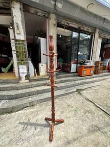 clothe stand
