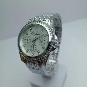 Big Size Fashionable  Round Dial Stainless Steel Waterproof Watch For Women