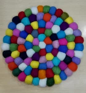 20cm round multi felt hot pot
