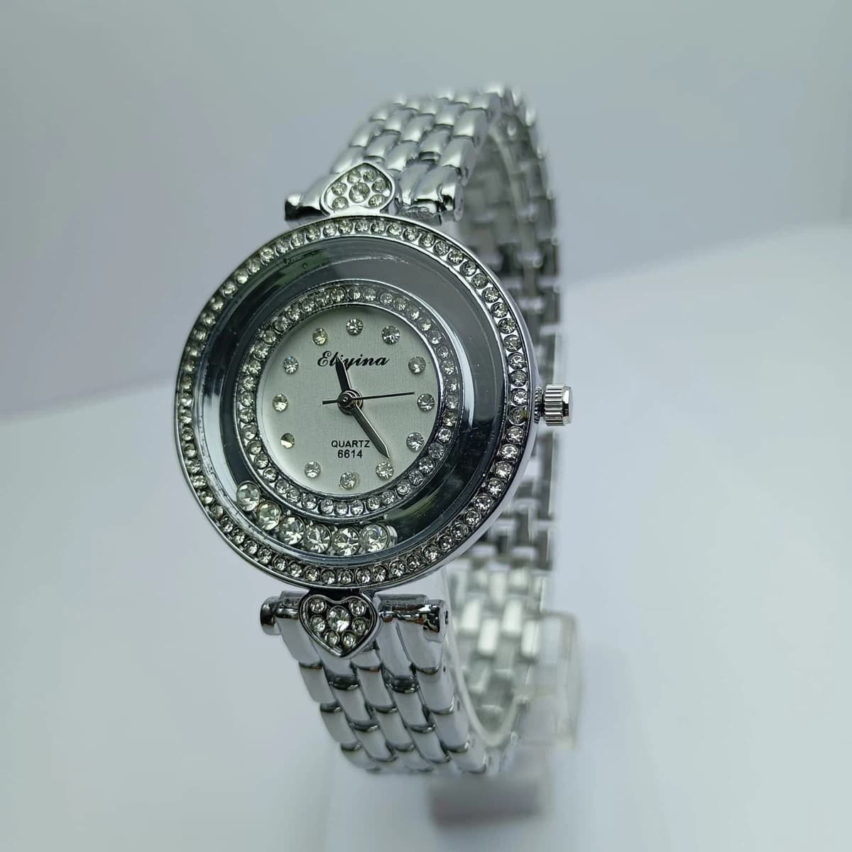 Fashionable Round Dial Stainless Steel Waterproof Watch For Women